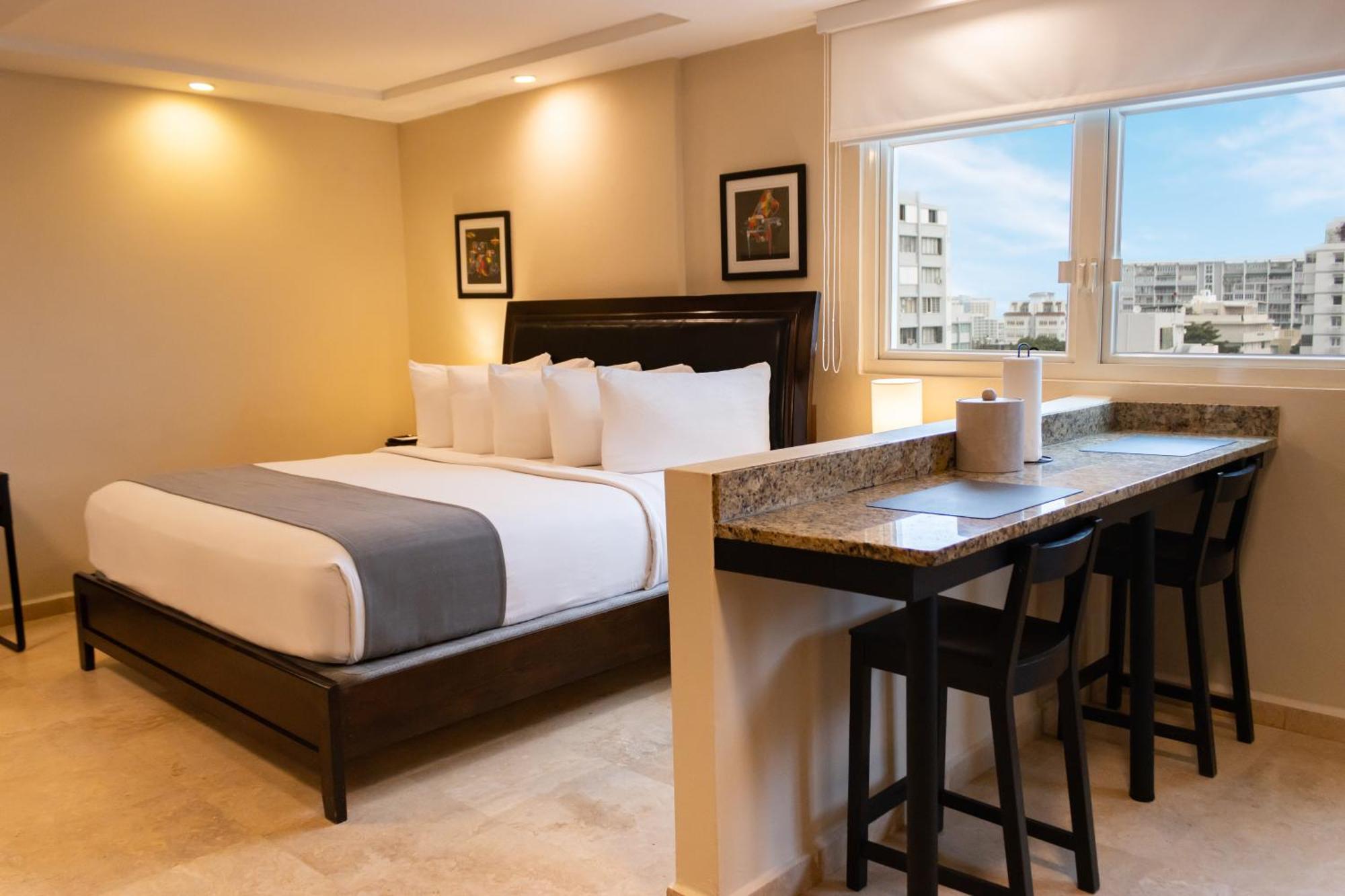 Ciqala Suites Hotel - San Juan Exterior photo