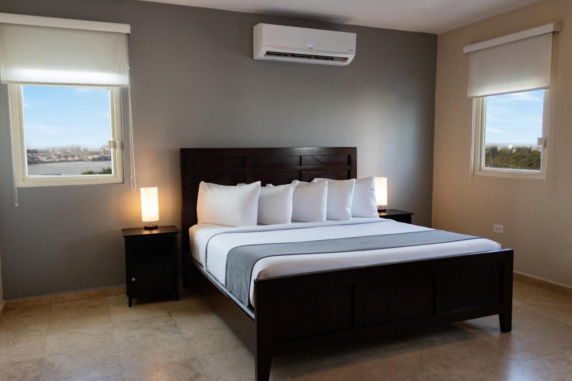 Ciqala Suites Hotel - San Juan Exterior photo